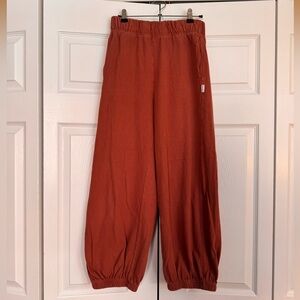 Le Bon Shoppe Balloon Pants in Brick size S